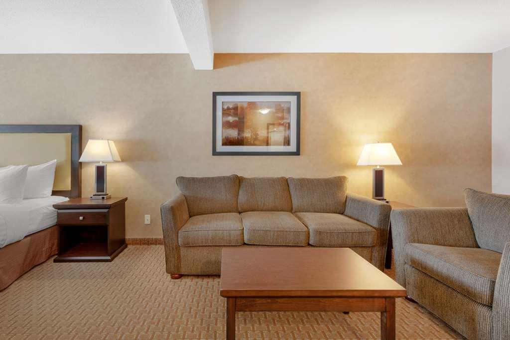 Best Western Plus Emerald Isle Hotel Сидни Стая снимка