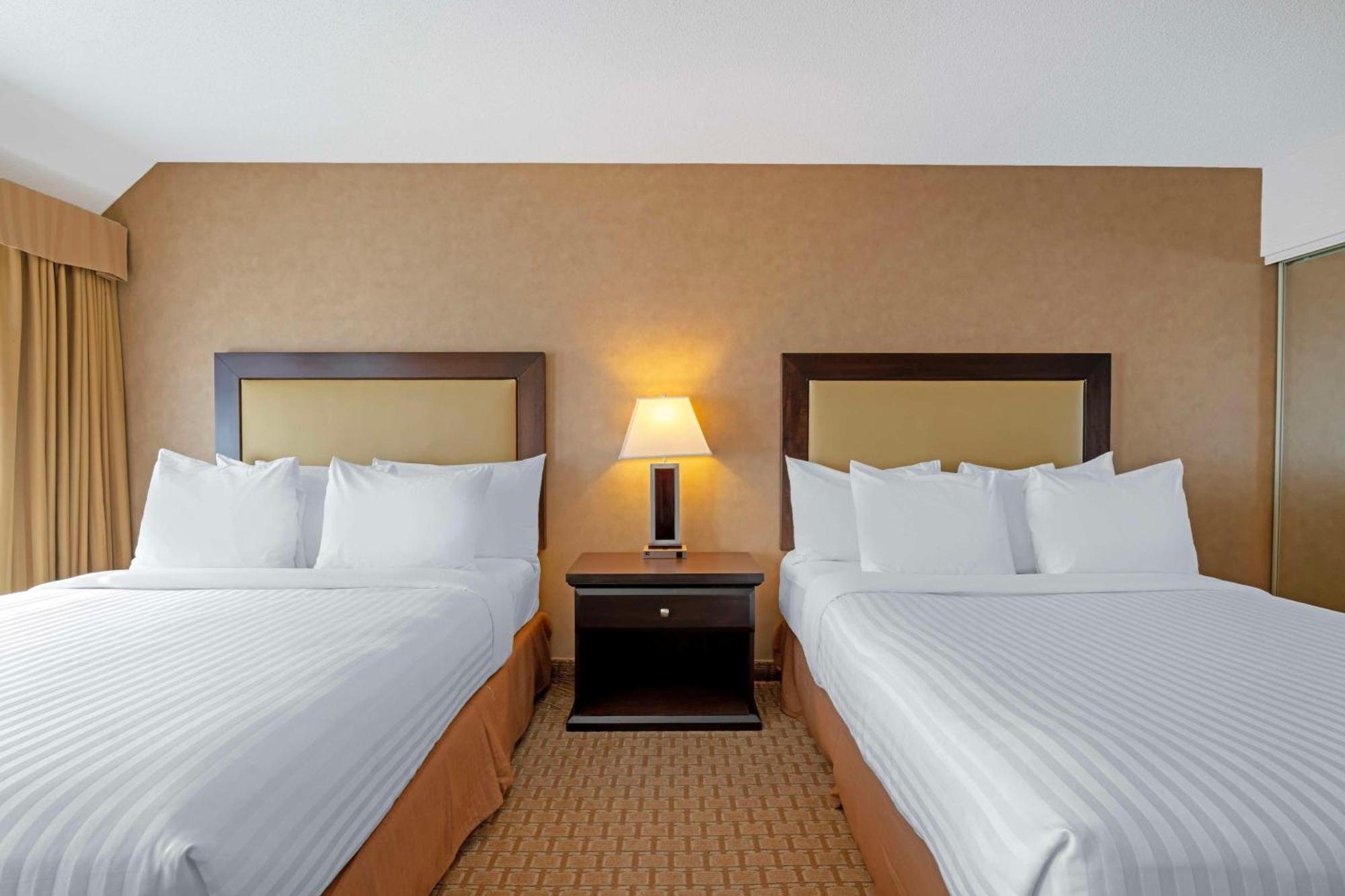 Best Western Plus Emerald Isle Hotel Сидни Екстериор снимка