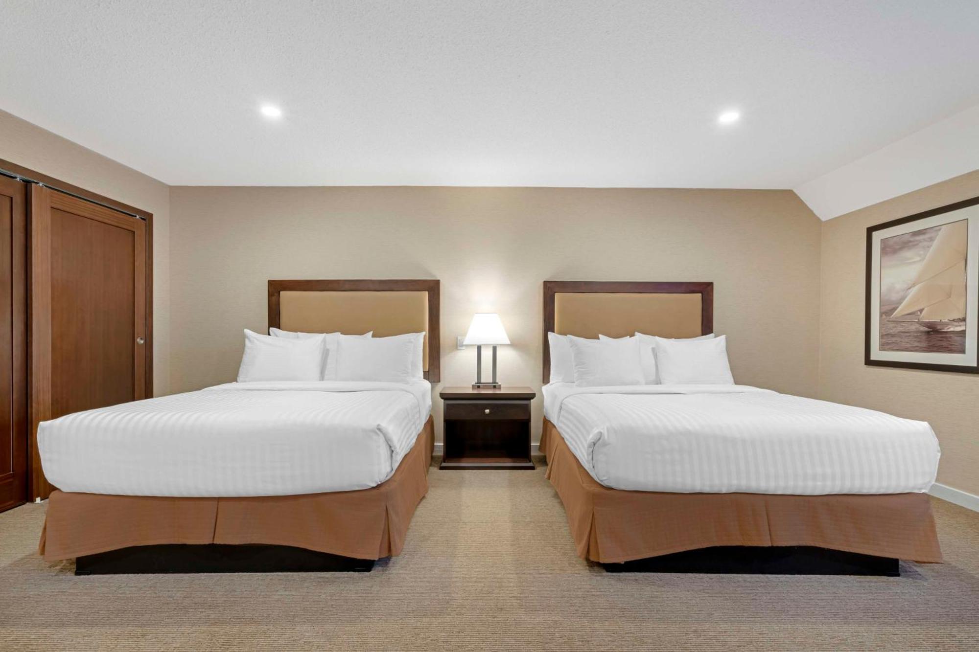 Best Western Plus Emerald Isle Hotel Сидни Екстериор снимка