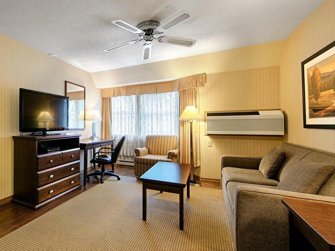 Best Western Plus Emerald Isle Hotel Сидни Екстериор снимка